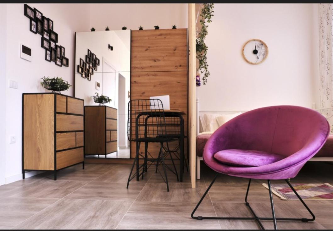 Studio Apartment, 5 Minutes To The Beach Bar Eksteriør bilde