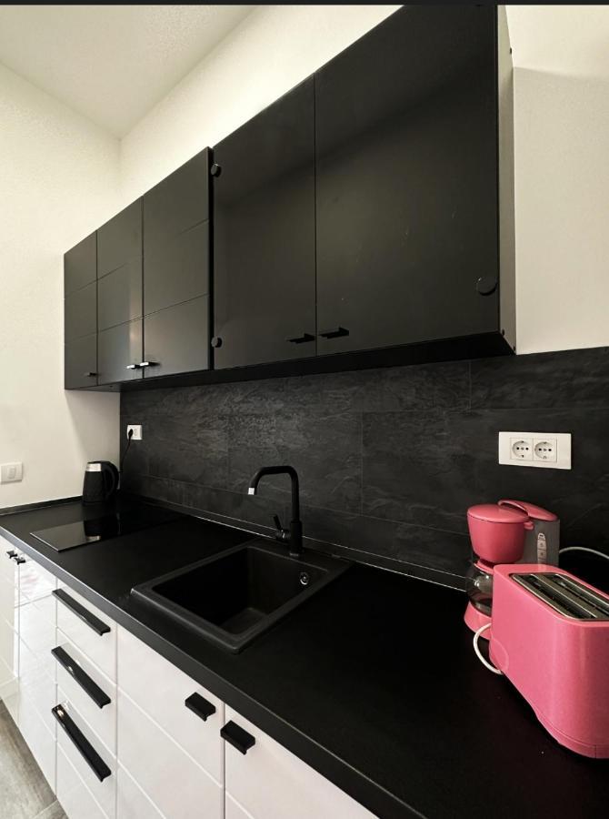 Studio Apartment, 5 Minutes To The Beach Bar Eksteriør bilde